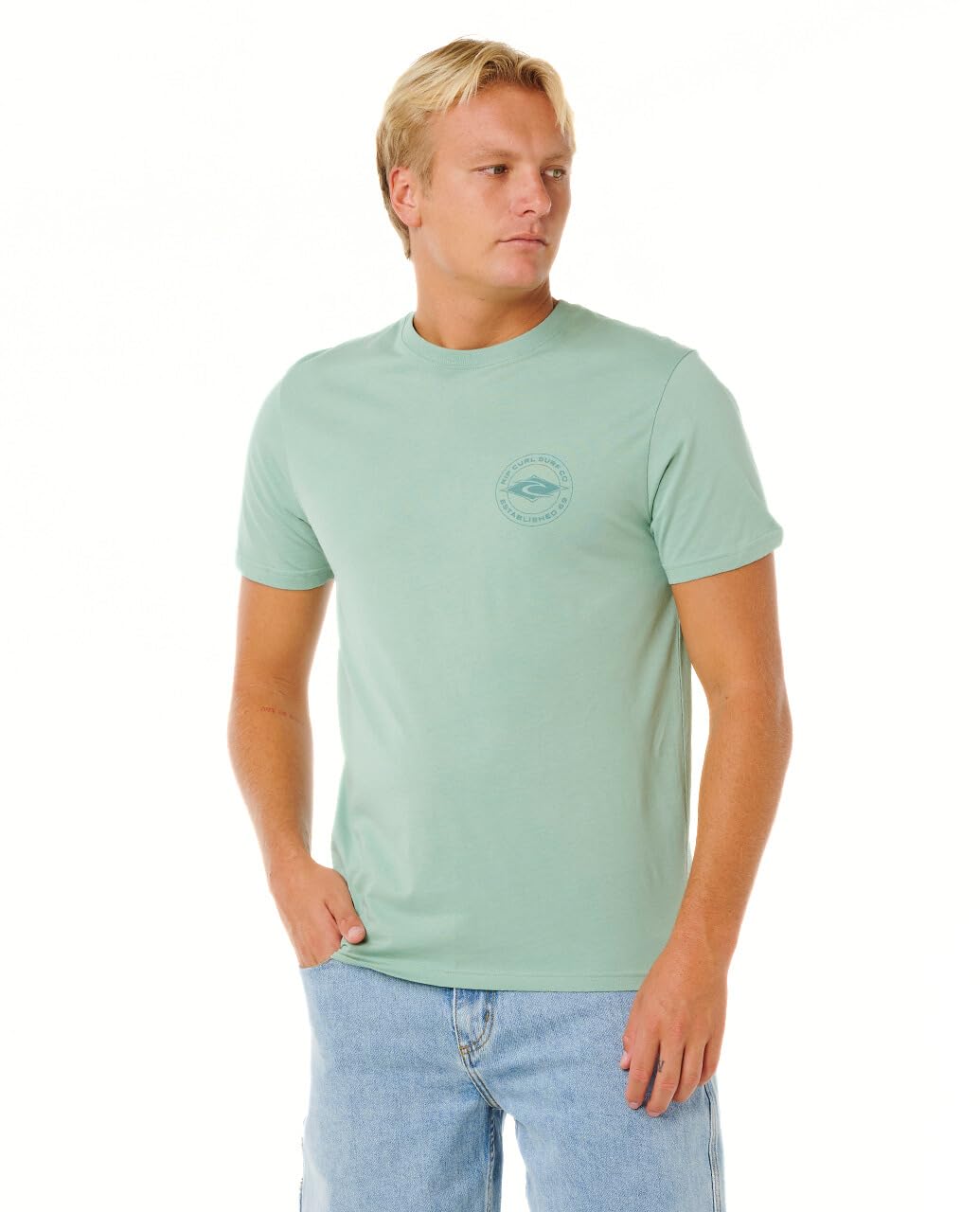 Rip Curl Men's Aloe Staple Graphic Short Sleeve Crew Neck T-Shirt, Standard Fit, Medium