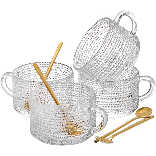 ZOOFOX 4er Set Kaffeetassen aus Glas, klare Glasbecher mit goldenen Löffeln, Vintage geprägte Kaffeetassen Set für Latte, Espresso, Cappuccino, Müsli, Joghurt, Tee und Heißgetränk Cover