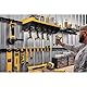 DEWALT 61 cm Drahtregal (DWST82812) - Schwarz, 3 Regalböden, 15,9 kg Tragkraft, Pulverbeschichtet, Wandmontage, Garage, Home Office