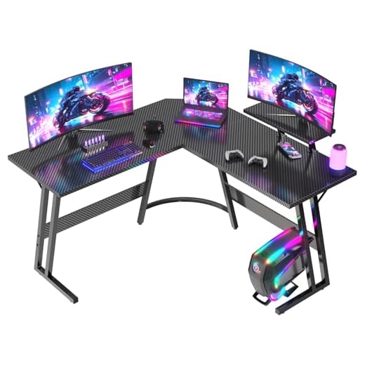 JUMMICO Scrivania Angolare, Scrivania Gaming 120x120cm - Tavolo da Gioco a L con Supporto Reversibile per lo Schermo - Versatile (gioco/lavoro/studio) - Rivestita in Carbonio - Nero1