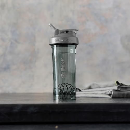 Miniatura 7 de BlenderBottle - Botella agitadora Pro Series perfecta para batidos de proteínas y preentrenamiento, 24 onzas, color gris humo