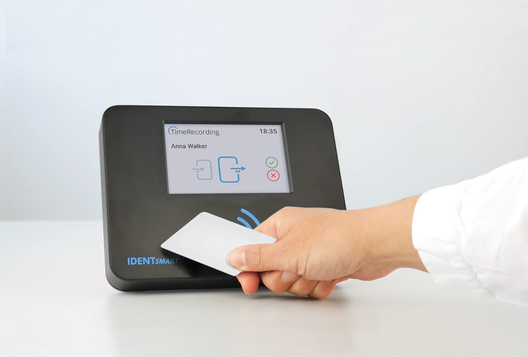 Komplettsystem zur effektiven Zeiterfassung mit Karten inkl. Webinterface, entwickelt in Deutschland mit Support aus Deutschland | IDENTsmart TimeRecording - ID800 Starterkit Basic