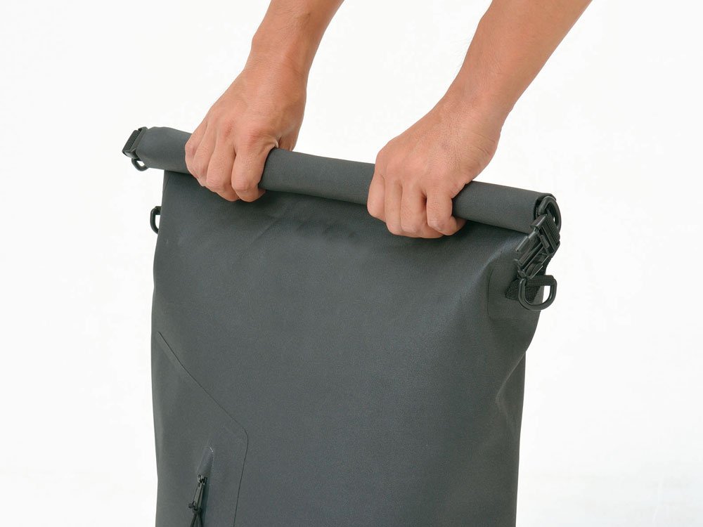 Snow Peak 4WAY Waterproof DRY Bag, Black, Medium : Amazon.ae