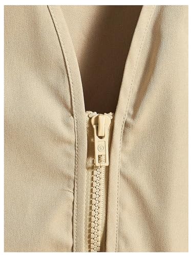 Image of OYOANGLE Men's Sleeveless V Neck Zip Up Cargo Vest Letter Patched Flap Pocket Vest Coat Outerwear