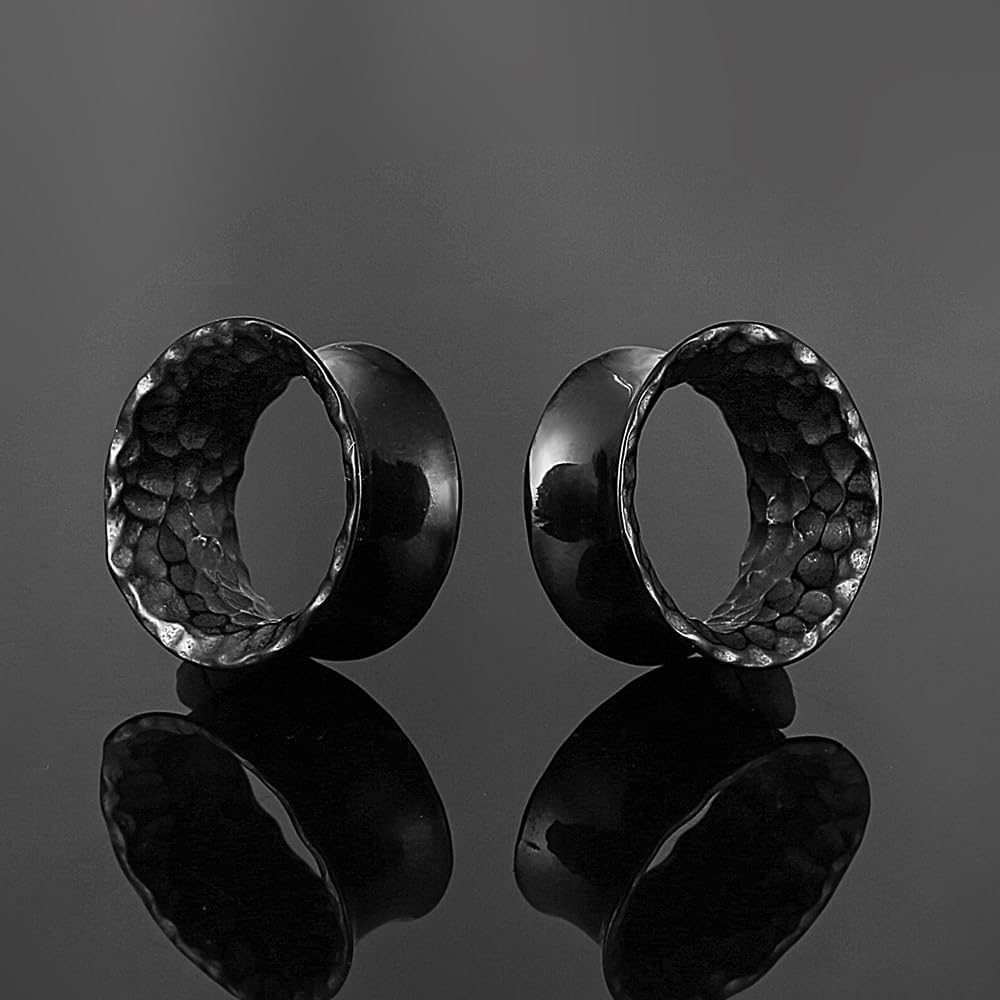 LADEMAYH 2Pcs Hammered Design Ear Plugs Tunnels Gauges, 0g-3/4inch Double Flared Saddle Gauges for Ears, Hypoallergenic Surgical Stainless Steel 316L Ear Stretching Body Jewelry