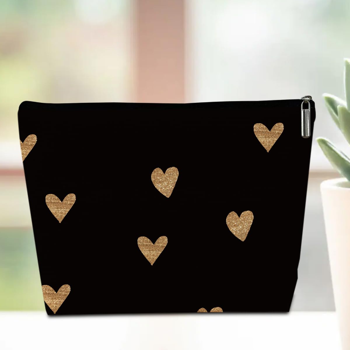Golden Love Heart Makeup Bag, Cute Travel Pouch, Aesthetic Floral Cosmetic Bag Toiletry Bag, Christmas Thanksgiving Birthday Gifts for Women Girls
