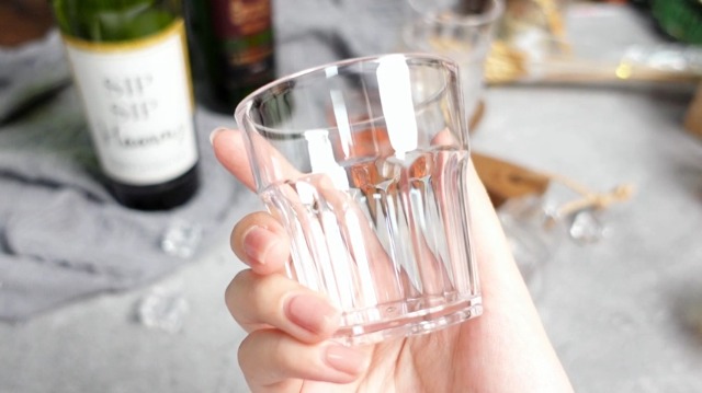 Amazon.com | Tioncy 50 Pcs Acrylic Drinking Glasses 4.5 oz Small Whiskey  Glass Clear Shot Glasses Bulk Unbreakable Stackable Mixed Drinkware Mini  Beer Mug for Oktoberfest Drinking Bars Wine Vodka: Shot Glasses