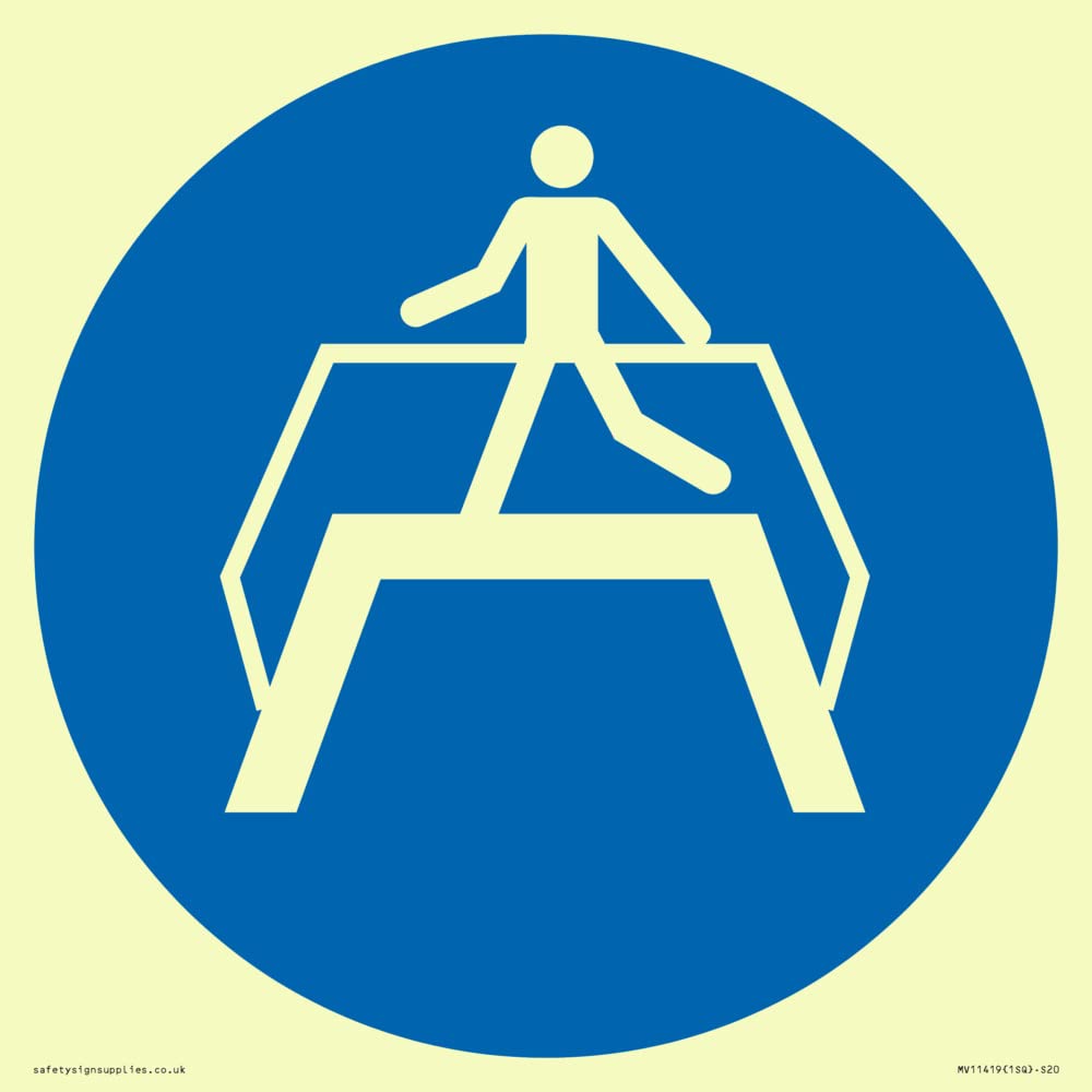 Mandatory: Use footbridge Sign - 200x200mm - S20, Blue/White