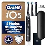 Oral-B iO 5N Cepillo de Dientes Eléctrico con Mango Recargable, 3 Cabezales y Estuche De Viaje, Diseñado por Braun - Negro , El embalaje puede variar