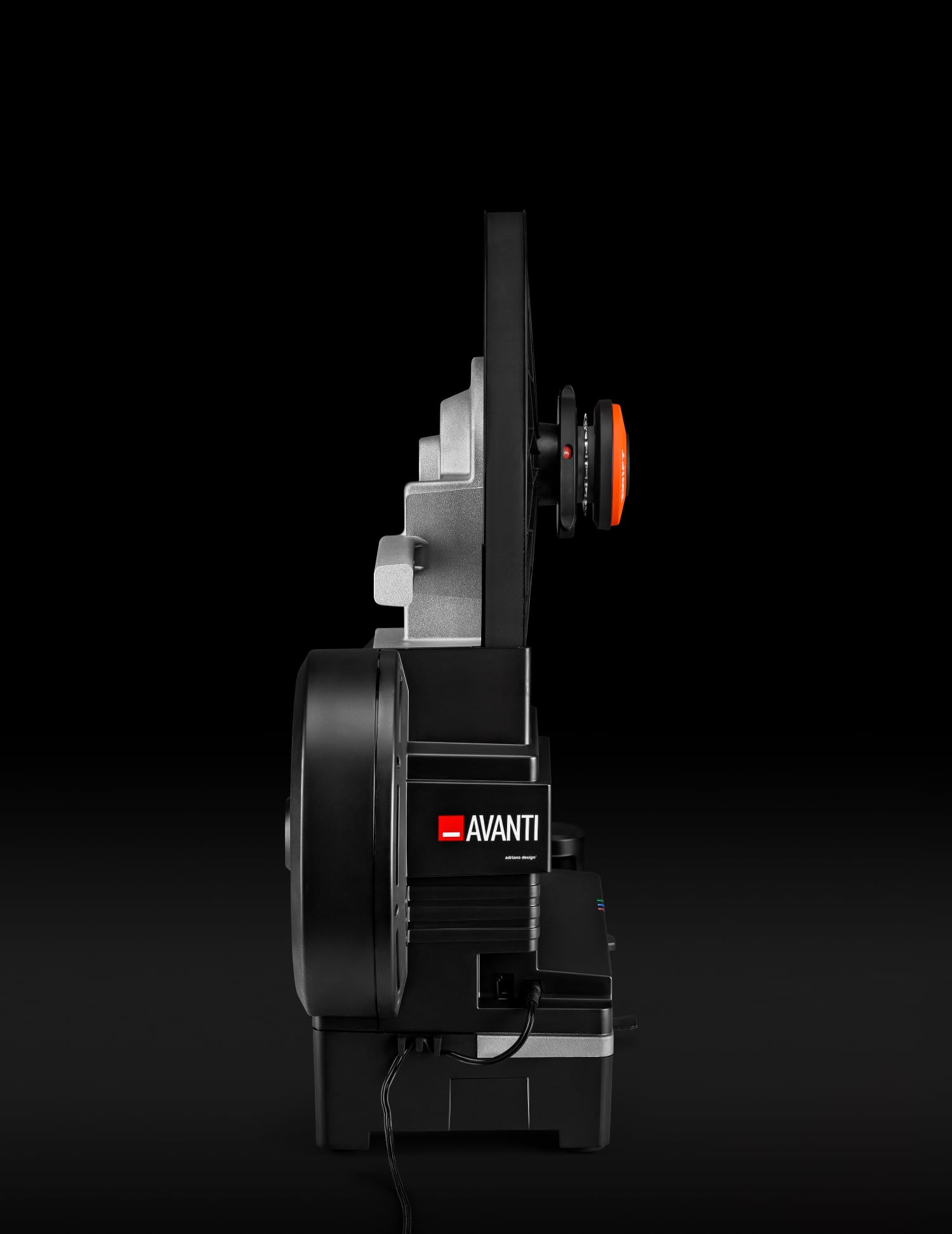 Elite Avanti Smart Trainer Zwift Ready - Direktantrieb Rollentrainer mit Virtuellem Schalten, ±1% Leistungsgenauigkeit, WiFi + Bluetooth, 2100W Max, 18% Steigungssimulation, COG & Click Inklusive