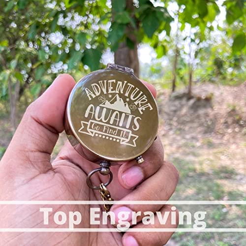Brújula Vintage de Latón Personalizada con Estuche de Cuero - Regalo Personalizado para Graduación miniatura 4