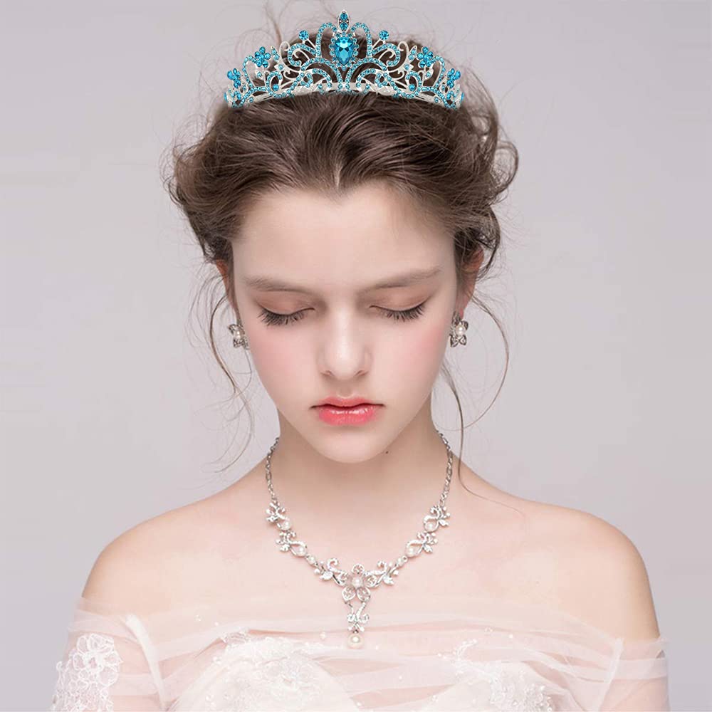 Tiara Vrouw? Gegarandeerd de Goedkóópste! Feestwinkel XL Tiara Vrouw? Gegarandeerd de Goedkóópste! Feestwinkel XL