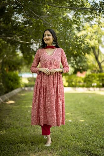 Image of GoSriKi Women's Rayon Blend Printed Kurta with Pant & Dupatta