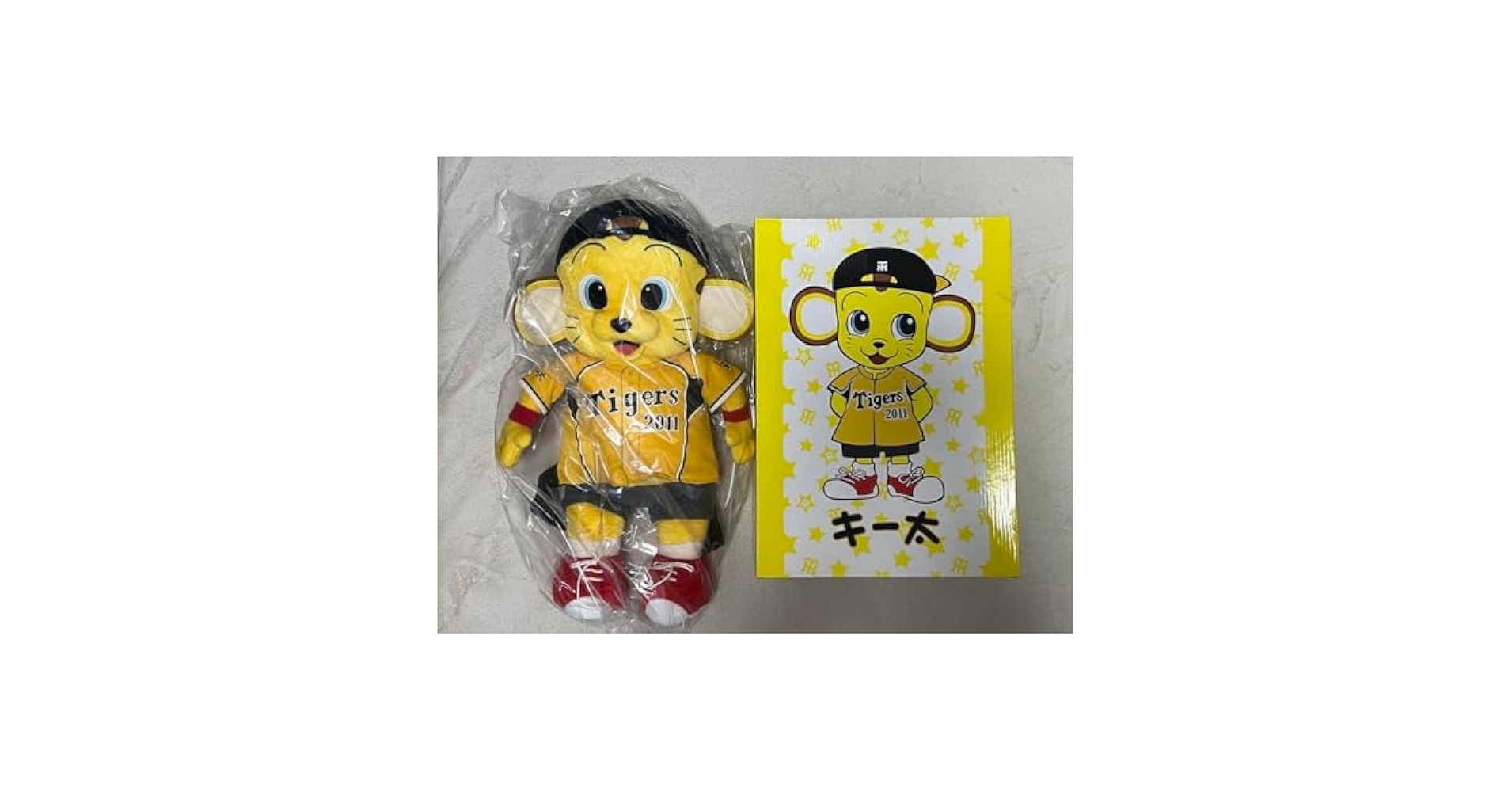 阪神タイガース　キー太ぬいぐるみリュックサック Amazon.co.jp: 阪神タイガース キー太 ぬいぐるみリュックサック