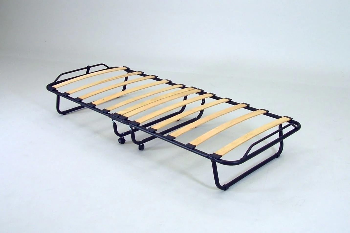 Bissolo Casa Letto Pieghevole Singolo con Materasso, Struttura in Metallo Nero, Rete a Doghe in Betulla, 80x190 cm, con Ruote, Altezza 34 cm