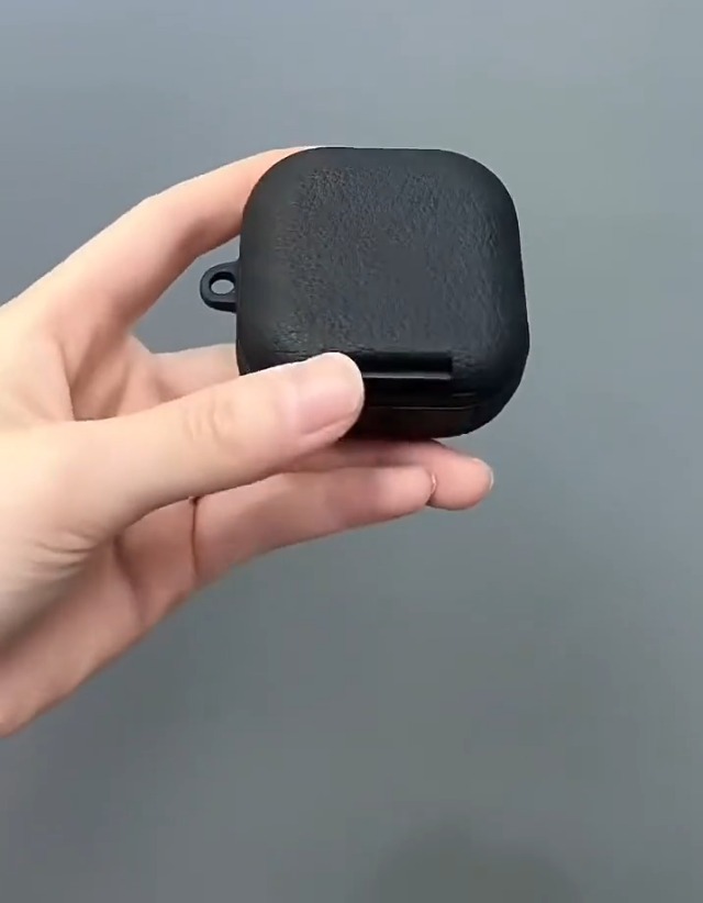 Amazon.com: Leather Case for Samsung Galaxy Buds 4/4 Pro Case