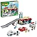Produktbild LEGO 10948 DUPLO Parkhaus mit Autowaschanlage mit Spielzeugauto, Wohnmobil und Rennauto, Garagen-Spielzeug inkl. 4 Figuren, für Kleinkinder, Mädchen und Jungen ab 2 Jahre