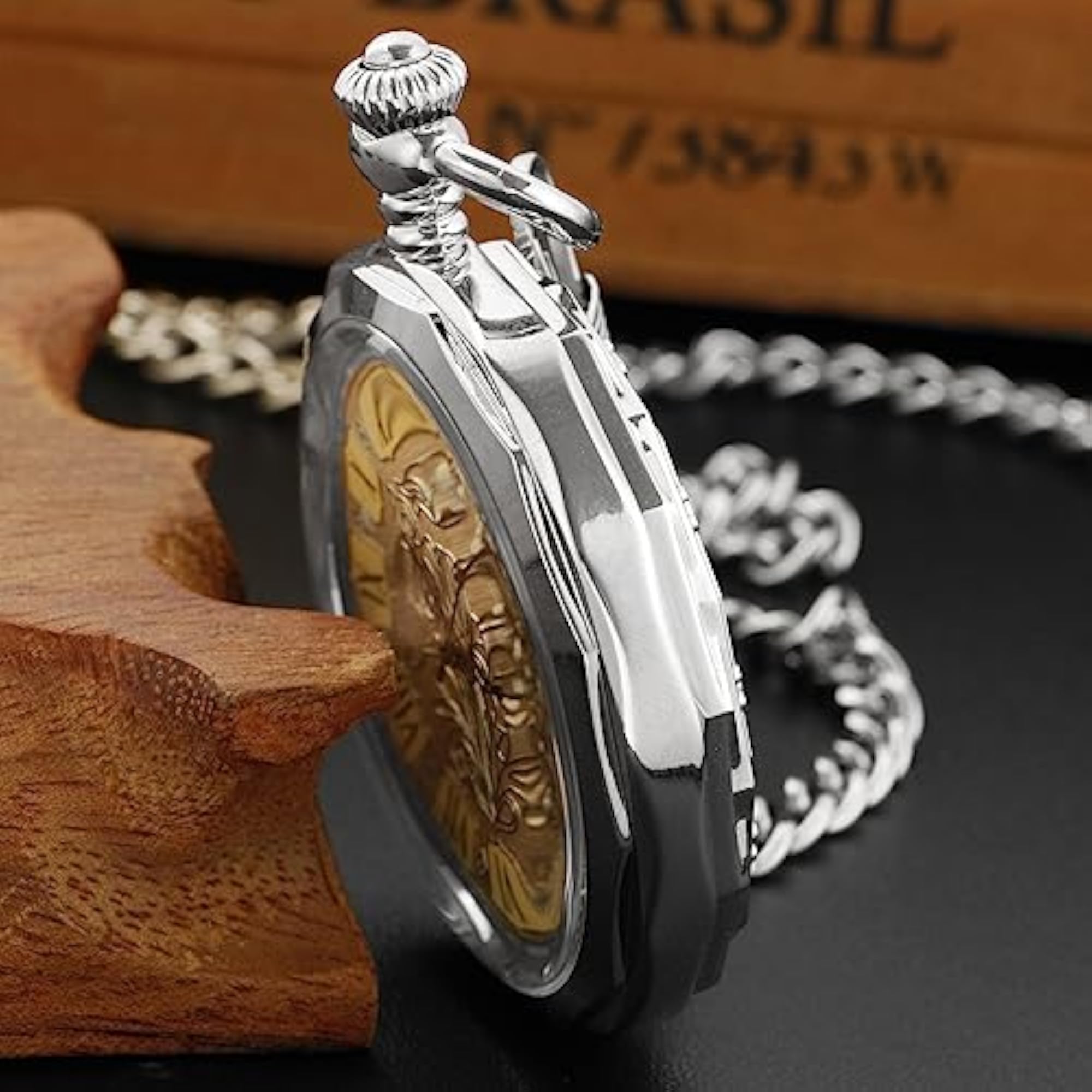 Men's Mechanical Pocket Watch with Roman Numeral Pointer