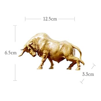 牛の木製彫刻　置物【板付き】 牛の木製彫刻 置物【板付き】