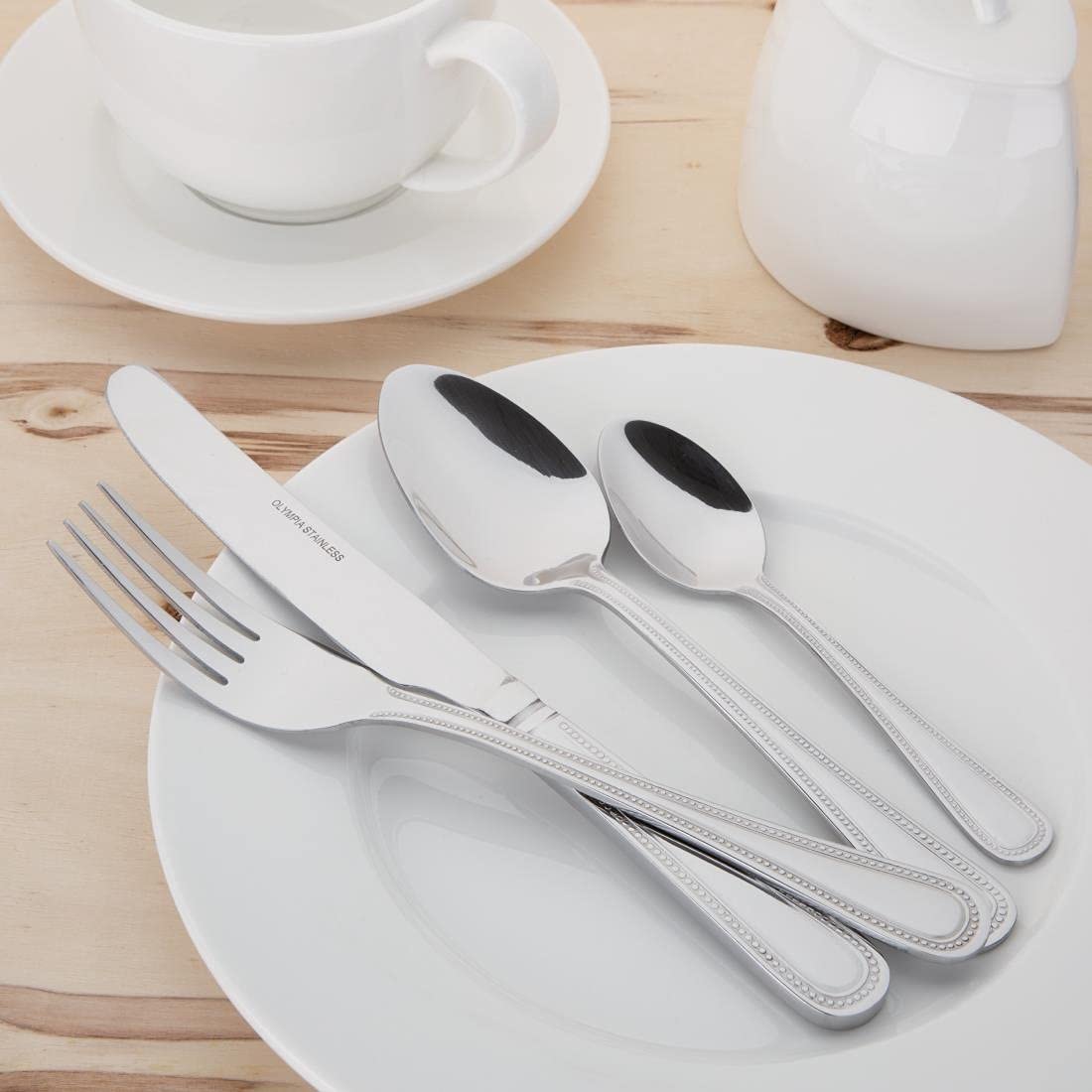 Stainless Dinner Knife Solid Handle. Pack quantity: 12