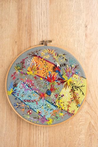 Image of Foolproof Freeform Embroidery: Exploring Your Creativity with Fabric, Threads & Stitches
