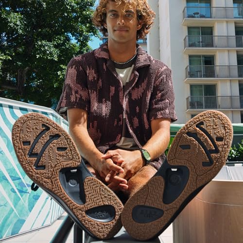 Image of REEF Men's Fanning Shoe, Lightweight, Cushion Footbed, Bottle Opener
