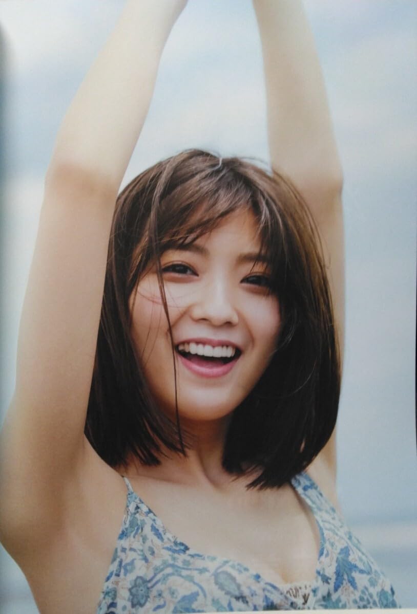工藤美桜　直筆　サイン　入り　額装　ポスター　プラチナム　strike 工藤美桜 直筆 サイン 入り 額装 ポスター プラチナム strikeの