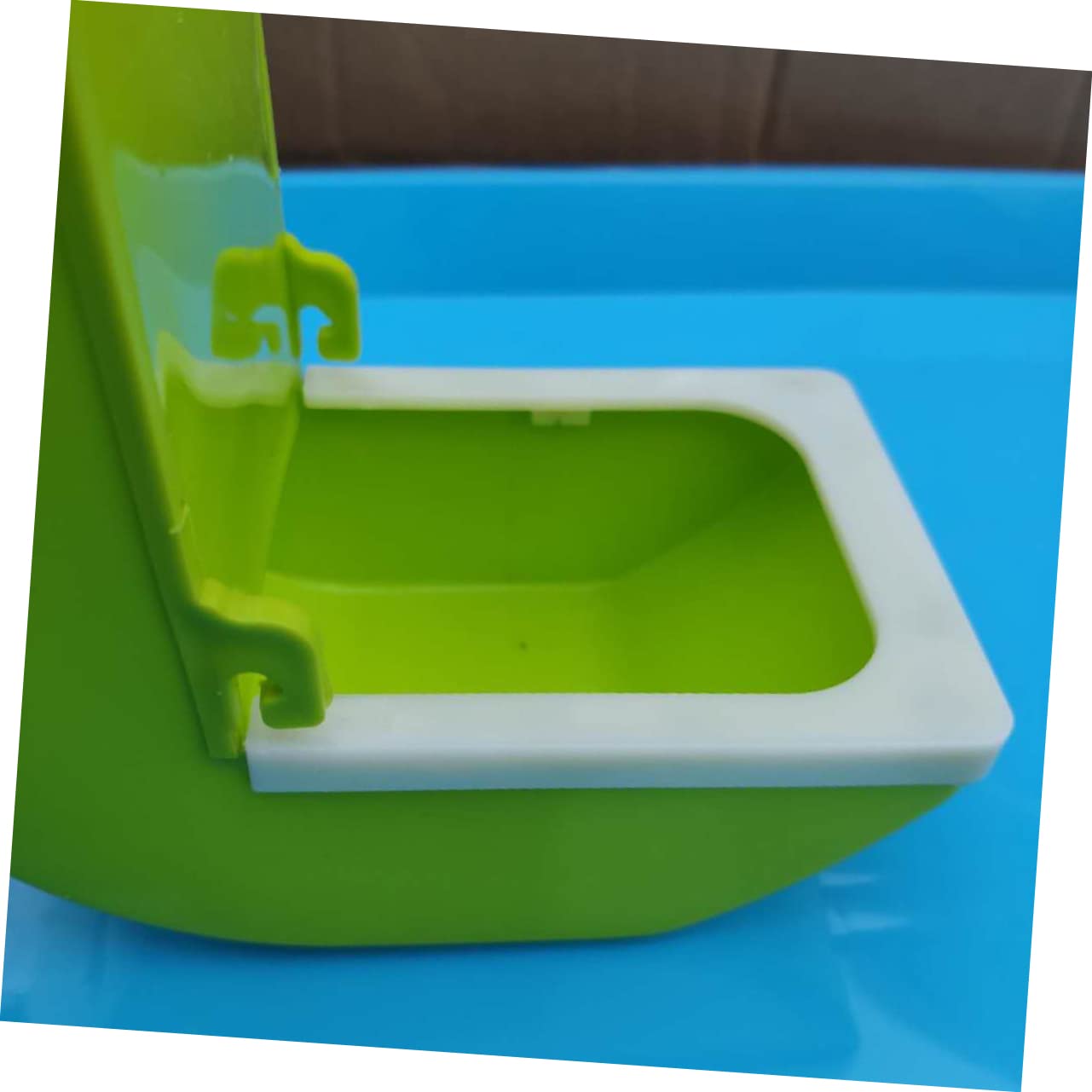 BESPORTBLE 4pezzi Mangiatoia Per Pappagalli Con Supporto Sospeso Contenitore Per Cibo e Accessorio Per Gabbie Di Uccelli Facile Da Installare e Rimuovere