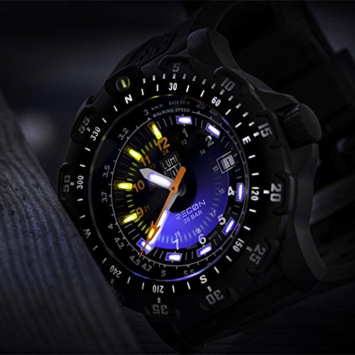 Image of Luminox Men's LM8822.MI Recon Point Black Watch