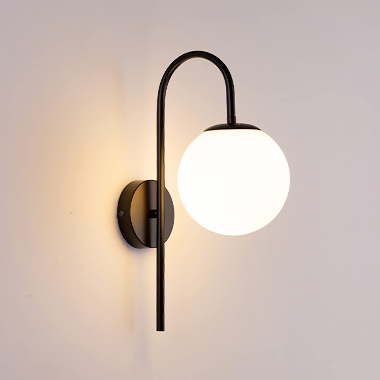 HXYSXHJUO Vintage Metal Wall Sconce, 1-Light E27 Glass Ball Lamp, Modern Bedside Lighting Fixture for Living Room Bedroom Bathroom Hallway