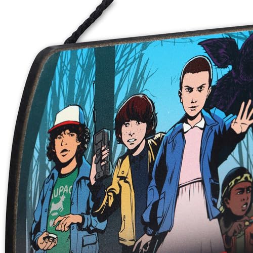 Open Road Brands Stranger Things キャラクター ハンギング木製壁装飾 - 寝室や映画室用の不気味なストレンジャーシングスのサイン [4]