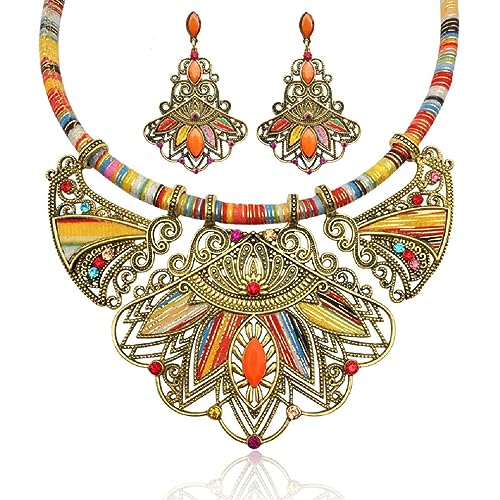 Cadena bohemia y pendientes para lucir en festivales y looks veraniegos