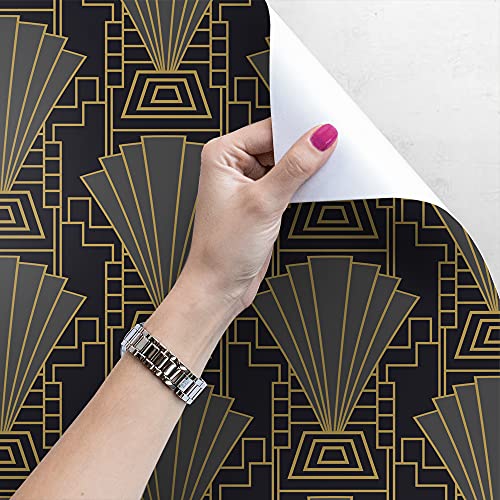 Papier peint repositionnable sans colle pour masquer un mur abîmé