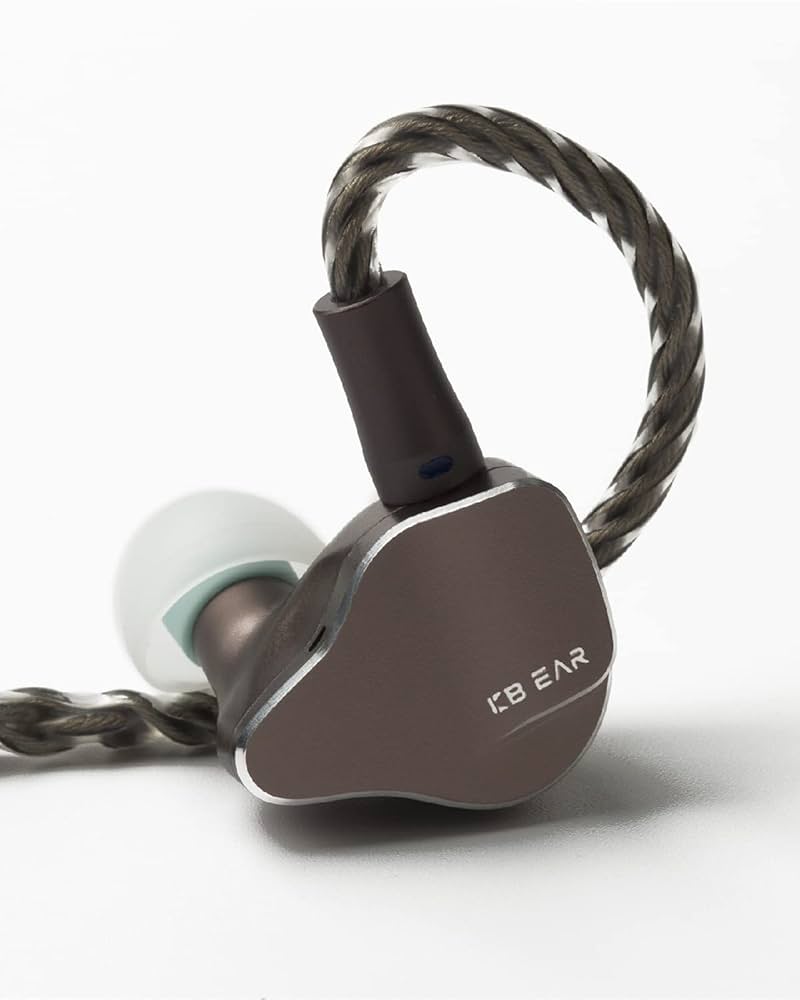 ヘッドフォン/イヤフォン KBEAR AURORA KBEAR Aurora」 美しいクロームデザインに高い分離性と解像感を