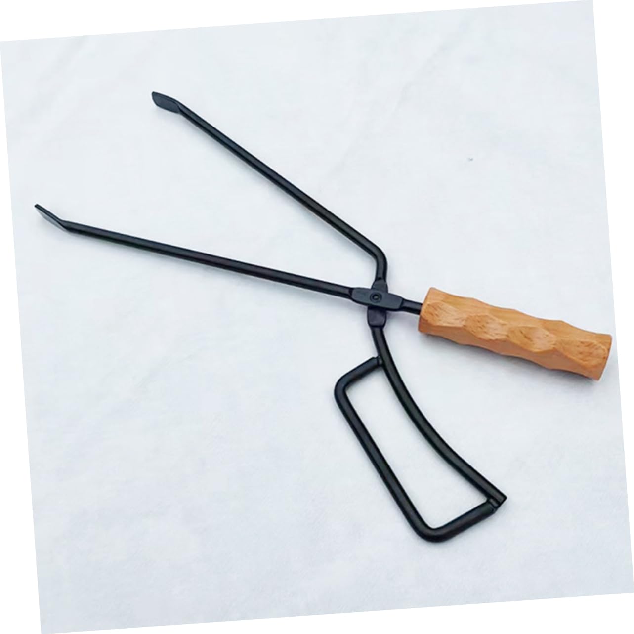 PRETYZOOM Pinze per Barbecue da Esterno in Ferro e Legno Manico Spesso, Utensile per Spostare Legna per Stufa da Interno e Parchi