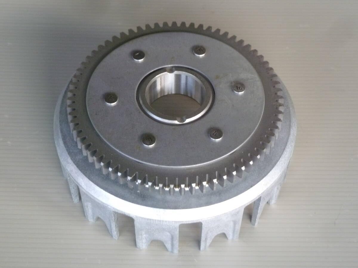 ゼファーχ 純正 クラッチハウジング ゼファー400純正クラッチ