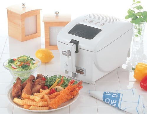 TWINBIRD Electric Fryer with fried food