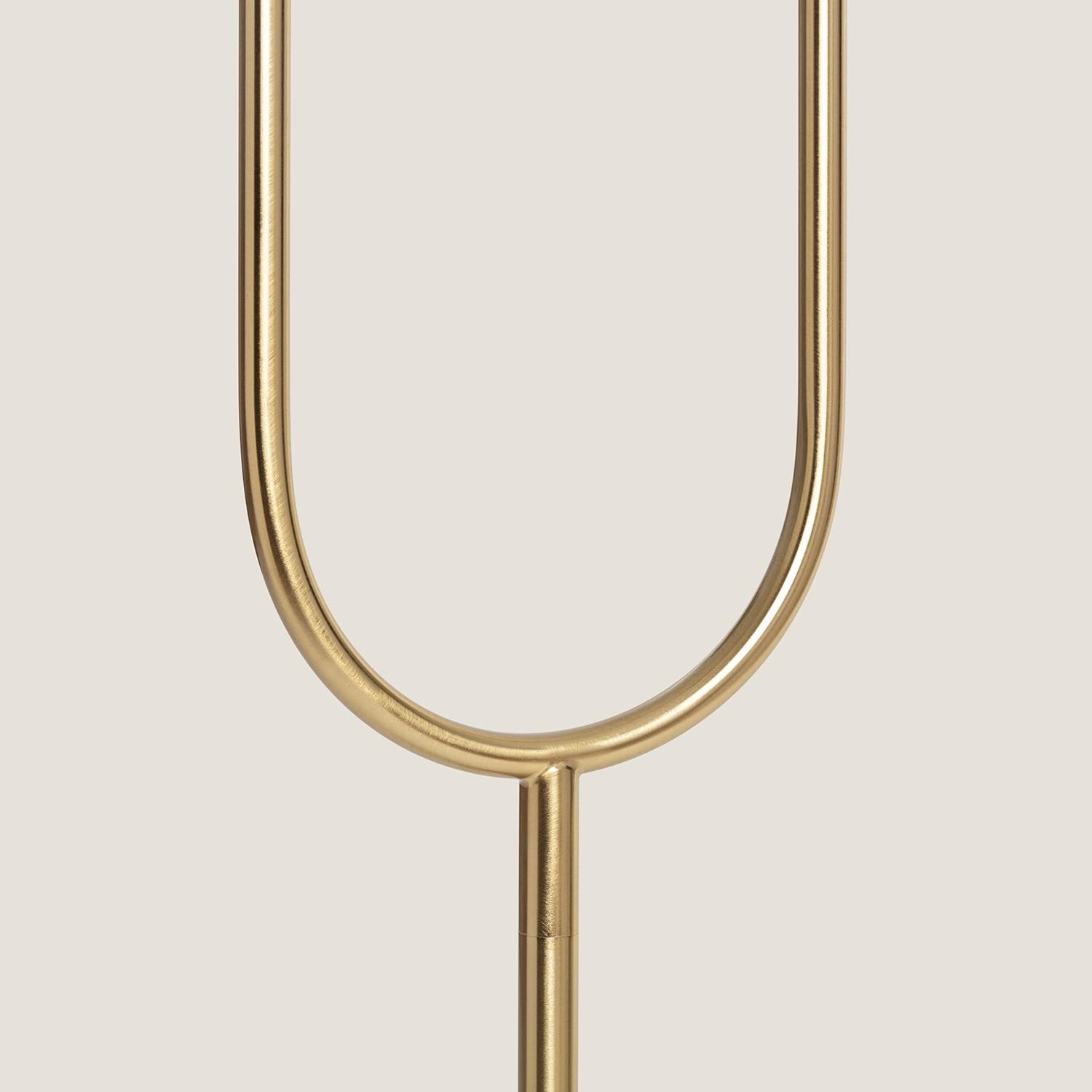 LEDKIA Lámpara de Pie Metal y Cristal Moonlight Brass 2 Focos Dorado | Diseño Moderno | 2 Focos E27 | Ideal para Salón y Dormitorio | Ahorro de Espacio | Acabados en Metal y Cristal