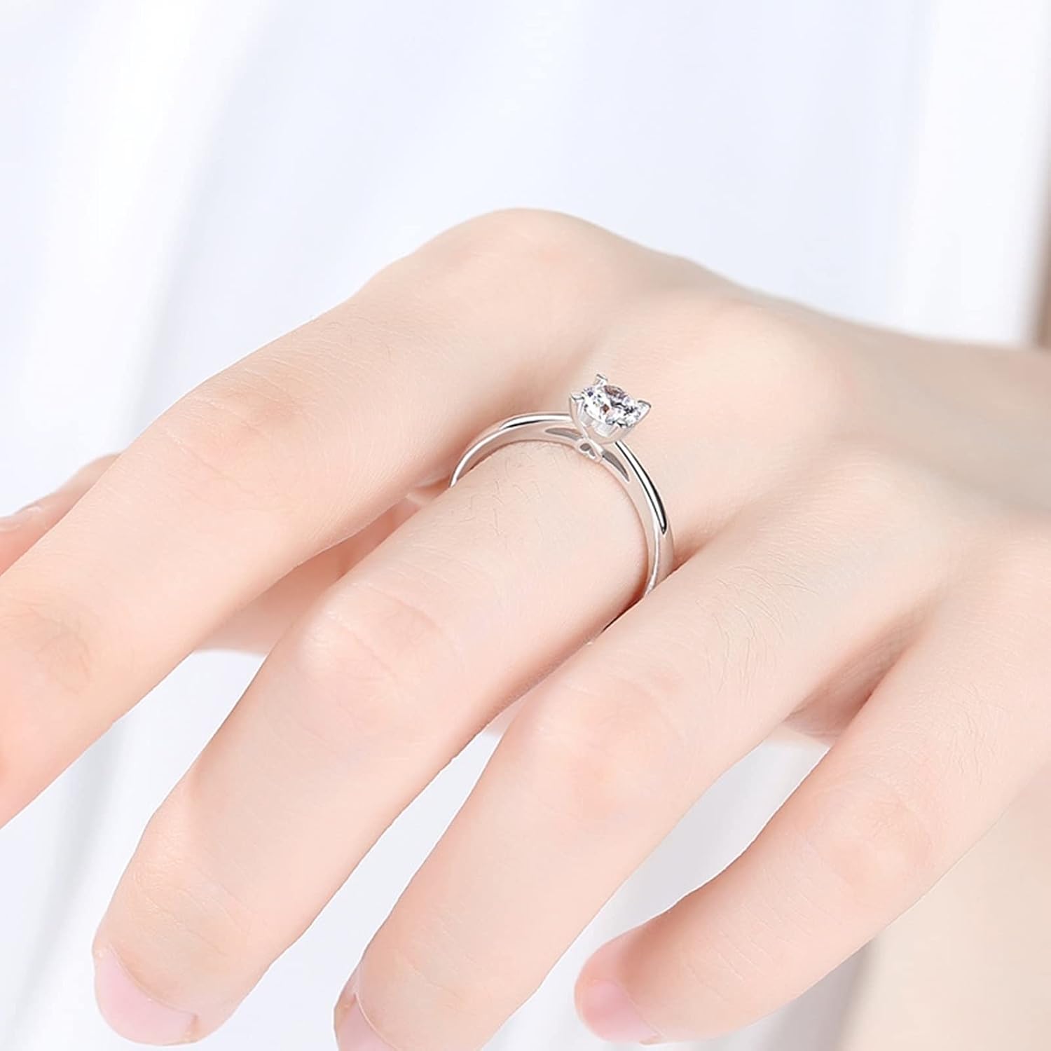 Cute Rings, Engagement Ring for Women Cubic Zirconia Sterling Silver Heart 4 Claw Design Engagement Ring for Women