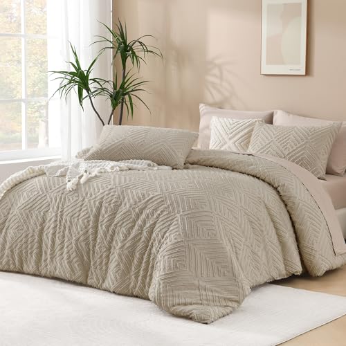 Image of Andency Oatmeal Queen Comforter Set, Lightweight Fluffy Boho Bedding Comforter Set, 3 Pieces Tufted Farmhouse Shabby Chic Bed Set for All Seasons (1 Comforter 90x90In, 2 Pillowcases)