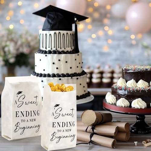 Image of 200 Pcs Class of 2025 Popcorn Bags Bulk Graduation Party Favors Snack Goodie Cookie Bags Grease Resistant Paper Individual Servings for Congrats Grad Favors Pop Corn Bag (Classic)