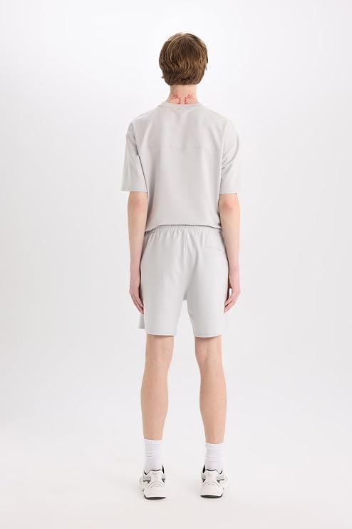 DeFacto Slim Fit Dar Paça Basic Şort B8674AX25SP