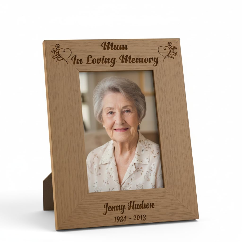 Personalised Mum In Loving Memory Remembrance Wooden Photo Frame (5 x 7 Inch)