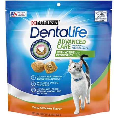 Purina DentaLife Cat Dental Treats - Tasty Chicken Flavor (4 Pouches) Cover