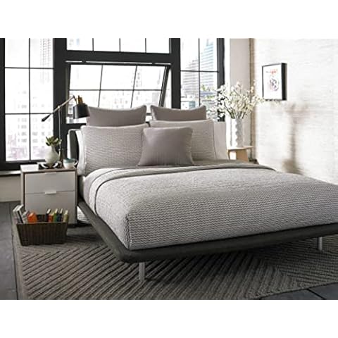 City Scene - Queen Quilt Set, Reversible Cotton Bedding with Matching Shams, All Season Home Decor (Leaves Dark Grey, Queen) Cover