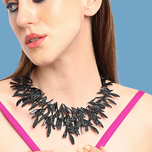 Image of SOHI Contemporary Necklace for Women and Girls, Necklace with Chain detailing for women, Statement jewellery, Fashion Jewellery for women, Imitation, ladies
