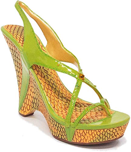 Just The Right Shoe Fatale Figurine #J090607