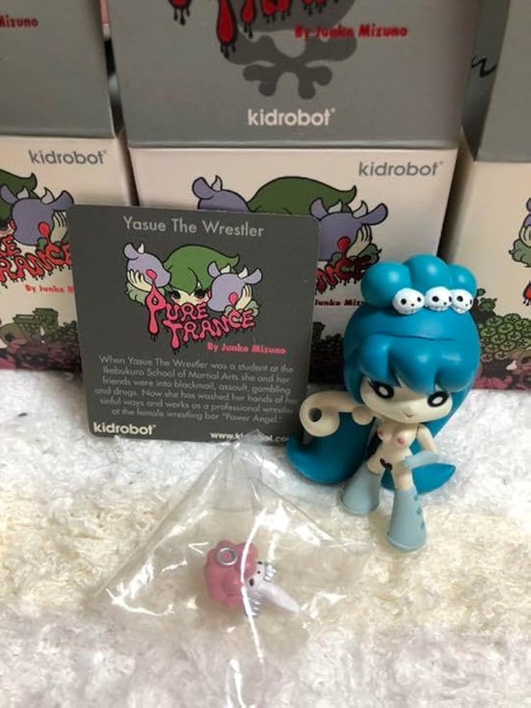 Kidrobot 水野純子 ピュア・トランス・ミニフィギュア Junko