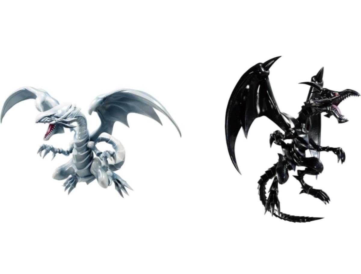 Amazon.co.jp: 青眼の白龍 真紅眼の黒竜 フィギュア ブルーアイズ
