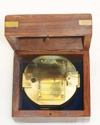 Brújula de Latón y Madera 3 pulgadas con Caja miniatura 4